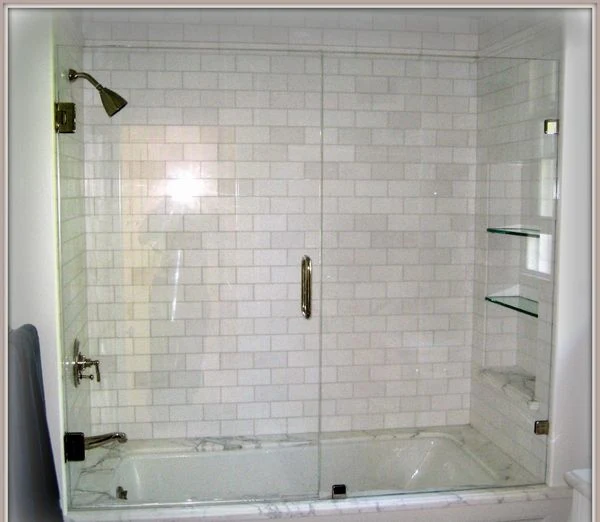 Bathroom shower glass partition