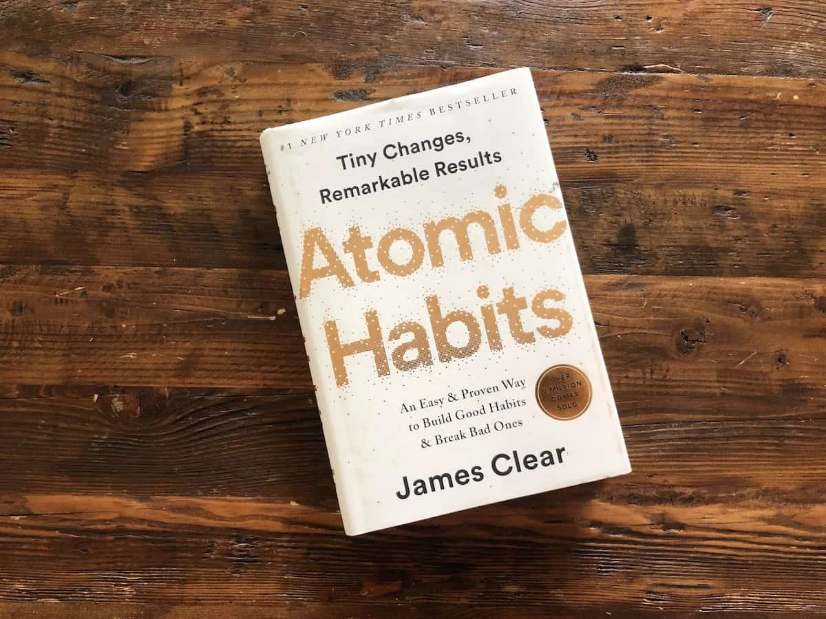 Ratings and Reviews of the famous book "Atomic habits" by James Clear