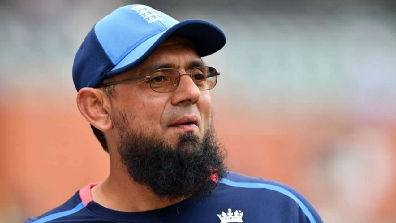 Saqlain Mustaq Again