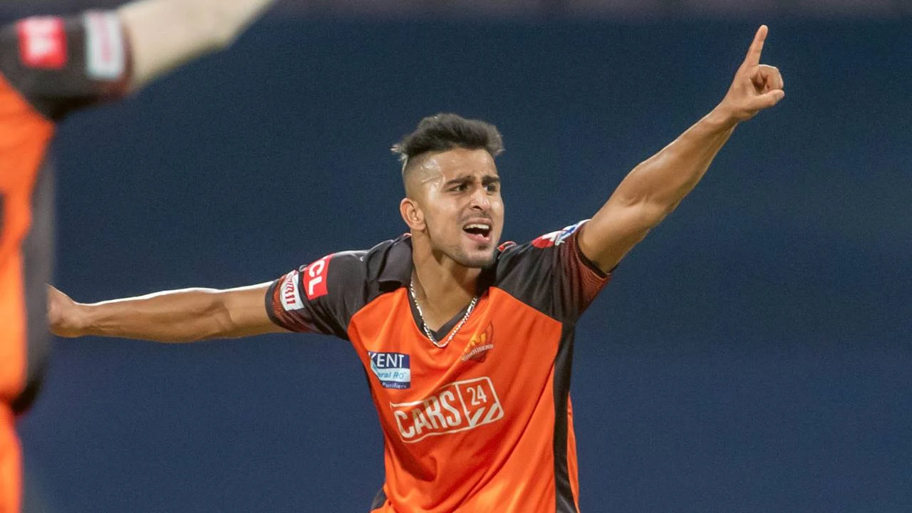 Waqar Younis comes to mind after watching Imran Malik's speed and run-up: