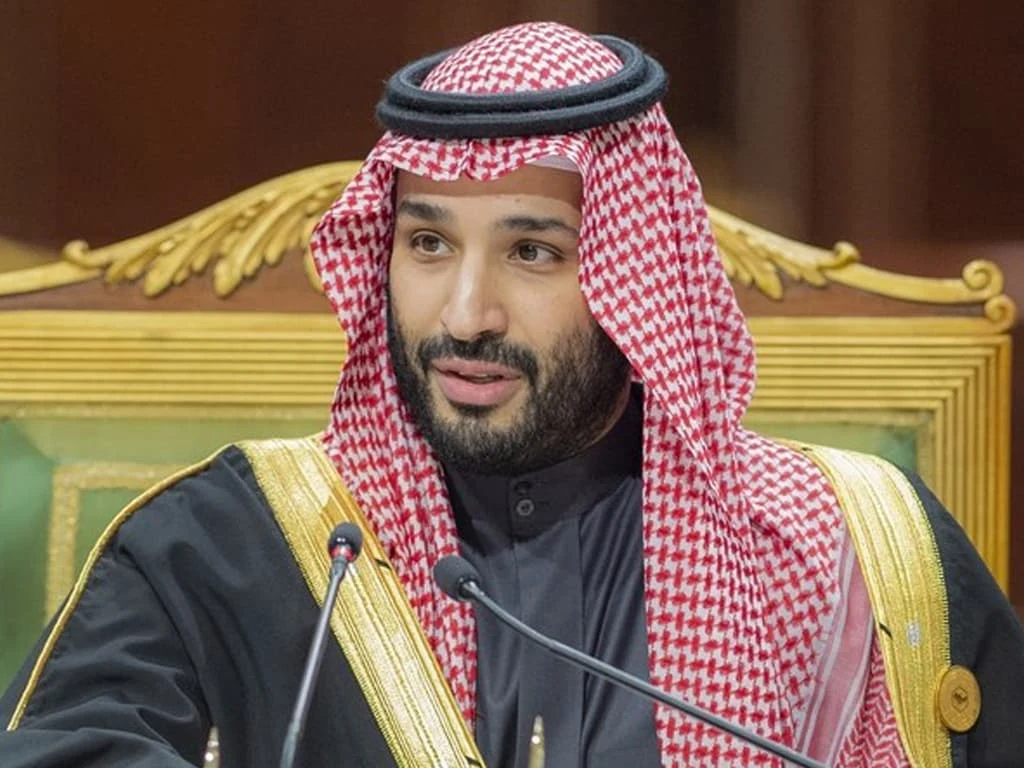 Man wearing traditional Saudi attire