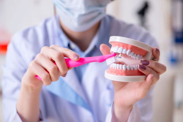 Dental Care: Top 10 Reasons to Visit a Dentist today Dental care: top 10 reasons to visit a dentist today