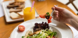 Intermittent Fasting: A brief Dive into the World of Intermittent Fasting How intermittent fasting affect your body