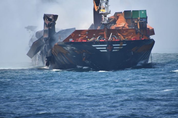 X-Press Pearl Caught Fire 