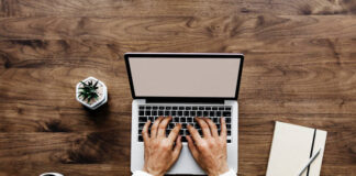 Key Distinctions between a Cover letter and a Resume.