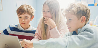 TEACHER LICENSING IN UAE education