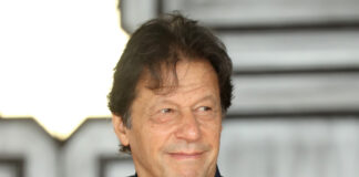I have known Arif Naqvi for 20 years, he was giving a lot of benefits to Pakistan I have known Arif Naqvi for 20 years, he was giving a lot of benefits to Pakistan