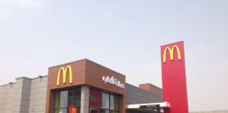 Unbelievable incident of indecency at a McDonald’s restaurant in Saudi Arabia Unbelievable incident of indecency at a McDonald's restaurant in Saudi Arabia