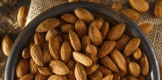 Kashmiri almond is a healthy fruit