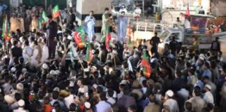 The time has come to take to the streets against the government.