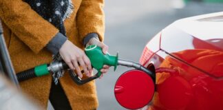 Ogra has reacted to speculations that the price of petrol will be Rs 300