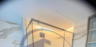 Shower glass partition UAE