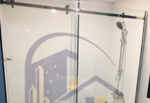 Cubicle Partition with Door